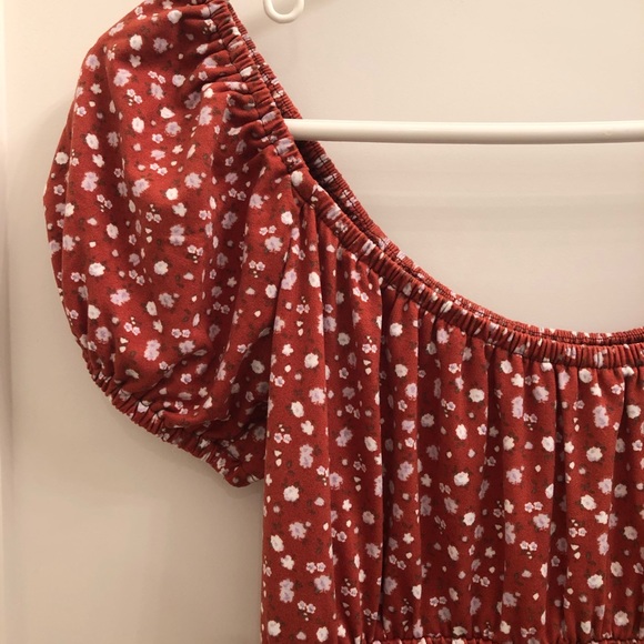 HOLLISTER Tiered Babydoll Dress - Picture 2 of 3